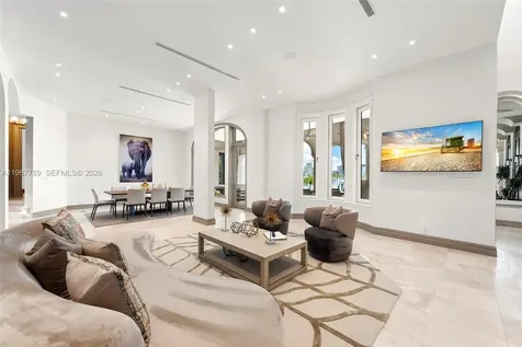 432 S Hibiscus Drive Miami Beach FL 33139