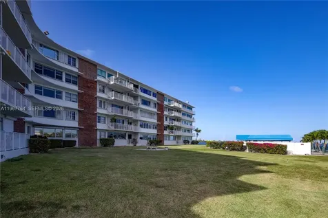 1700 NE 105th Street Miami Shores FL 33138