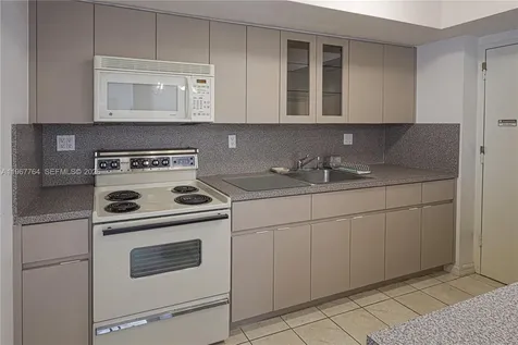 1700 NE 105th Street Miami Shores FL 33138