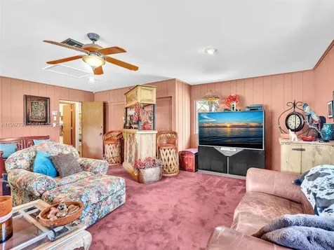 5310 SW 109th Avenue Davie FL 33328