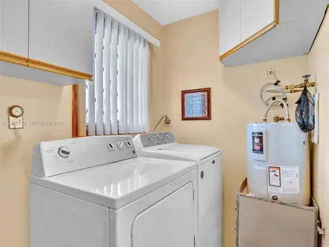 5310 SW 109th Avenue Davie FL 33328