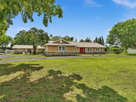 5310 SW 109th Avenue Davie FL 33328