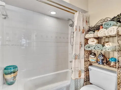 5310 SW 109th Avenue Davie FL 33328