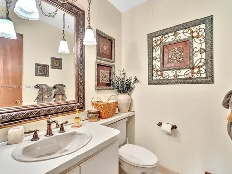 5310 SW 109th Avenue Davie FL 33328