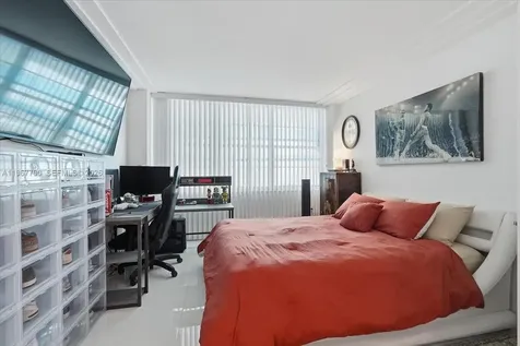 18051 Biscayne Boulevard Aventura FL 33160