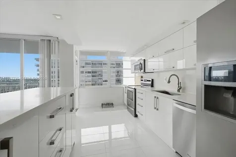 18051 Biscayne Boulevard Aventura FL 33160