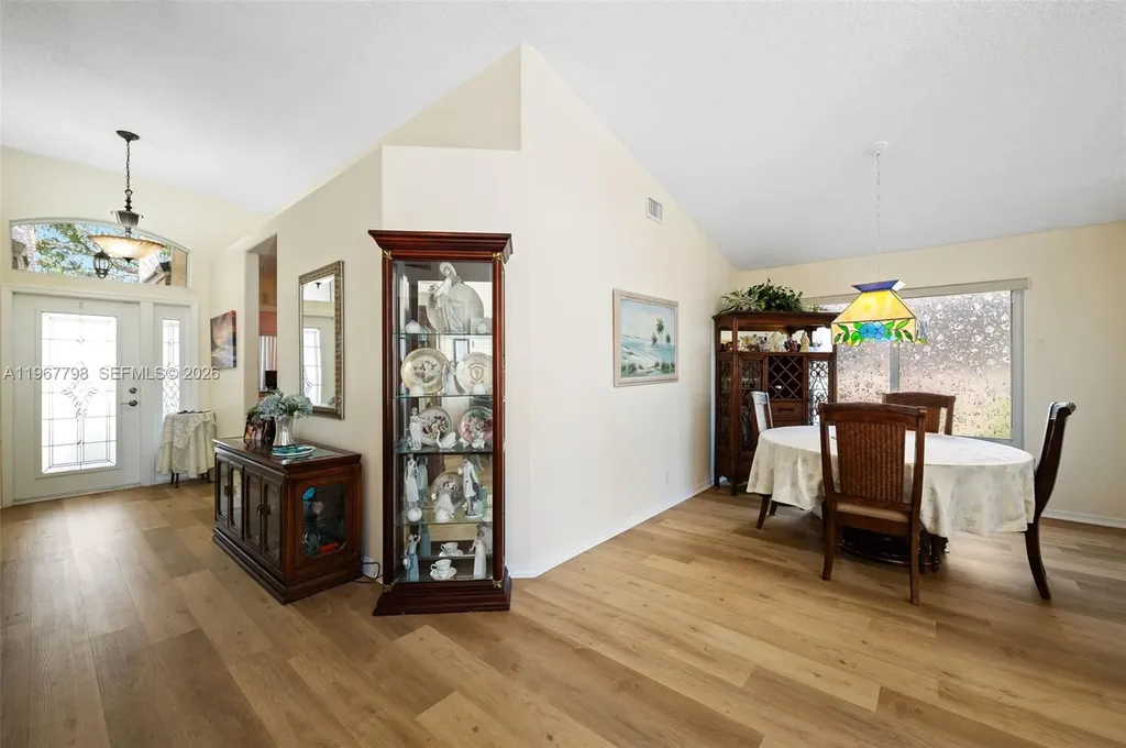372 NW 45th Terrace Deerfield Beach FL 33442