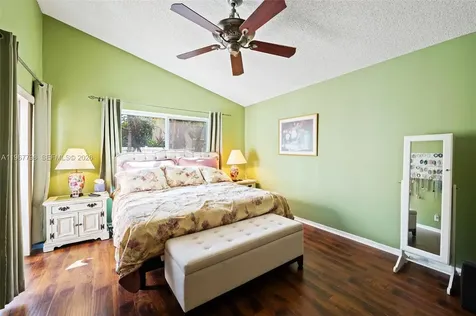 372 NW 45th Terrace Deerfield Beach FL 33442