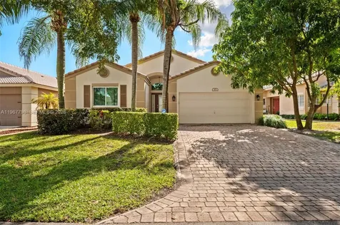 372 NW 45th Terrace Deerfield Beach FL 33442
