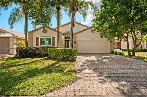 372 NW 45th Terrace Deerfield Beach FL 33442