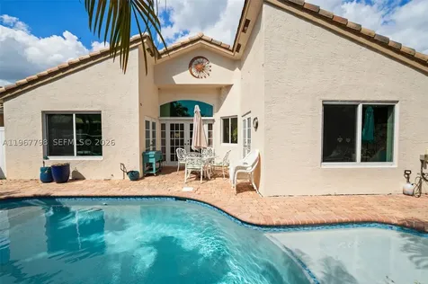 372 NW 45th Terrace Deerfield Beach FL 33442