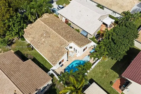 372 NW 45th Terrace Deerfield Beach FL 33442