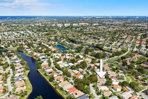 372 NW 45th Terrace Deerfield Beach FL 33442