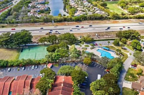 372 NW 45th Terrace Deerfield Beach FL 33442
