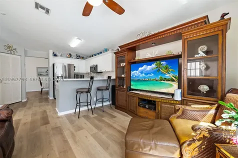 372 NW 45th Terrace Deerfield Beach FL 33442