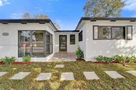 2241 NW 172nd Terrace Miami Gardens FL 33056