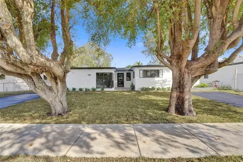 2241 NW 172nd Terrace Miami Gardens FL 33056