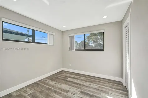 2241 NW 172nd Terrace Miami Gardens FL 33056