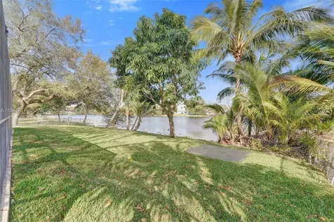 2241 NW 172nd Terrace Miami Gardens FL 33056