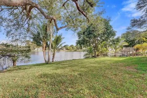 2241 NW 172nd Terrace Miami Gardens FL 33056