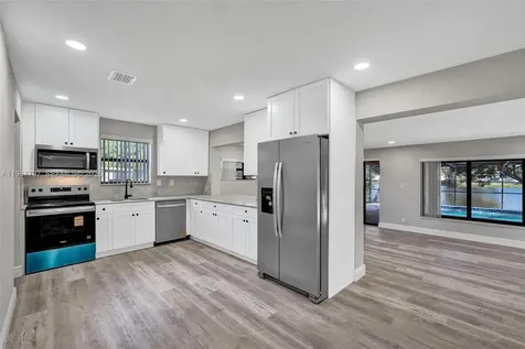 2241 NW 172nd Terrace Miami Gardens FL 33056