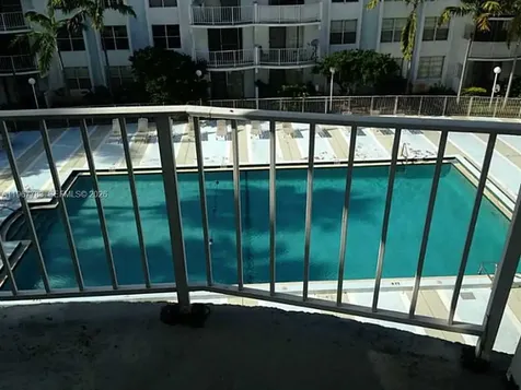 488 NW 165th Street Road Miami FL 33169