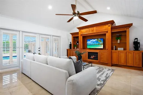 7720 SW 183rd Terrace Palmetto Bay FL 33157
