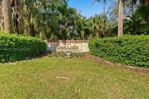 7720 SW 183rd Terrace Palmetto Bay FL 33157