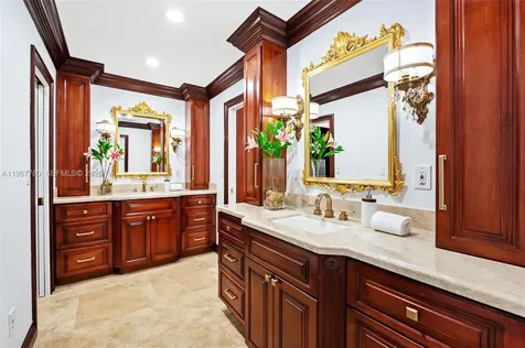7720 SW 183rd Terrace Palmetto Bay FL 33157