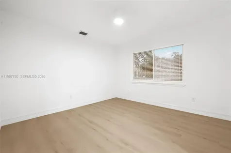 7720 SW 183rd Terrace Palmetto Bay FL 33157