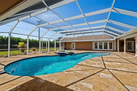 7720 SW 183rd Terrace Palmetto Bay FL 33157
