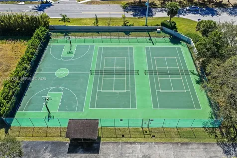 7720 SW 183rd Terrace Palmetto Bay FL 33157