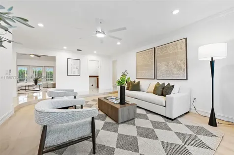 7720 SW 183rd Terrace Palmetto Bay FL 33157