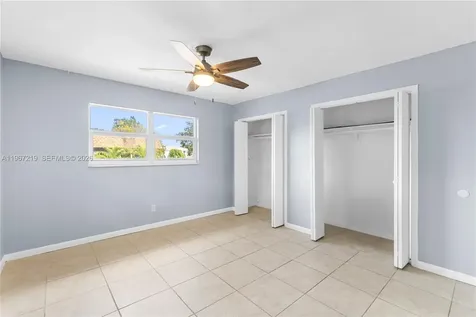 3265 Griffin Road Dania Beach FL 33312