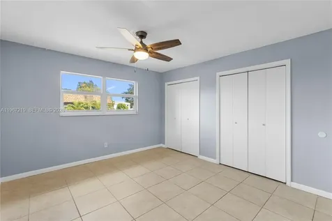 3265 Griffin Road Dania Beach FL 33312