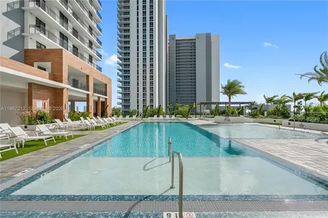 16395 Biscayne Boulevard North Miami Beach FL 33160
