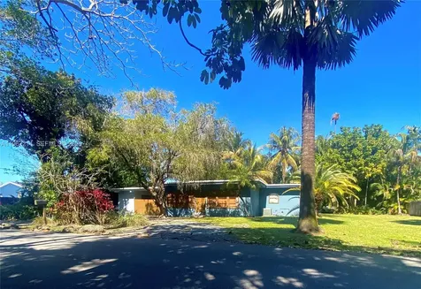 5975 SW 60th Street South Miami FL 33143