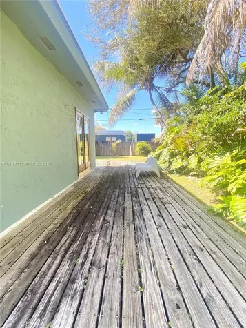 5975 SW 60th Street South Miami FL 33143