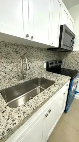 1770 NW 19th Terrace Miami FL 33125