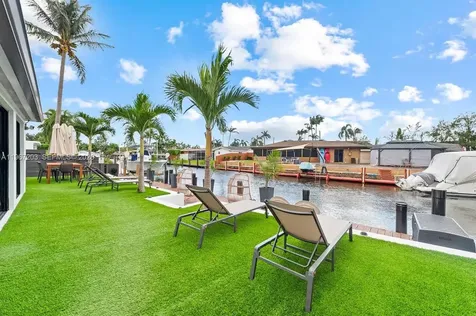1469 NW 10th Street Dania Beach FL 33004