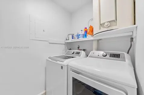 1469 NW 10th Street Dania Beach FL 33004
