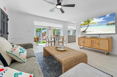 1469 NW 10th Street Dania Beach FL 33004
