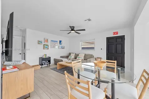 1469 NW 10th Street Dania Beach FL 33004