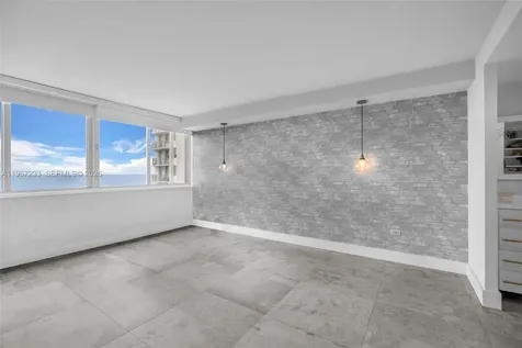 7135 Collins Avenue Miami Beach FL 33141