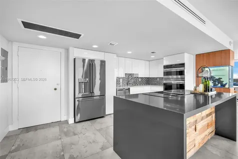 7135 Collins Avenue Miami Beach FL 33141