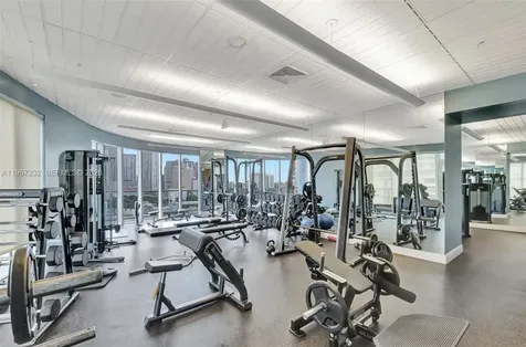 185 SW 7th Street Miami FL 33130