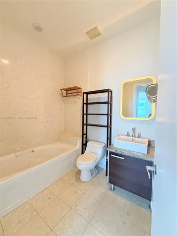 185 SW 7th Street Miami FL 33130