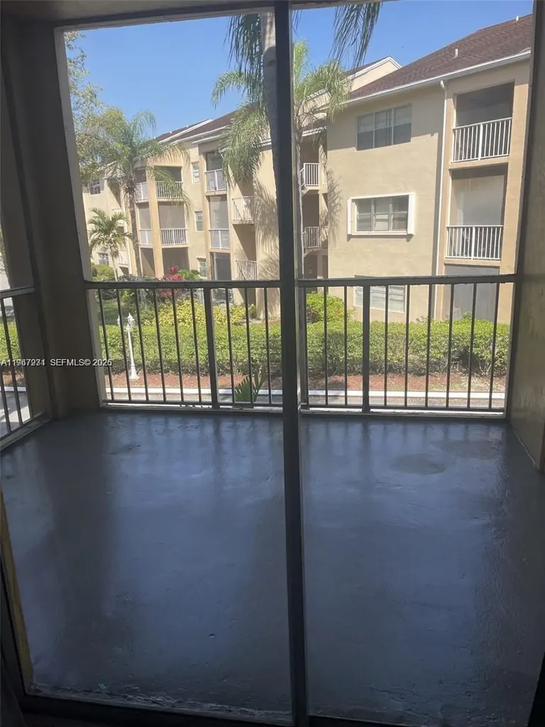 15290 SW 106th Lane Miami FL 33196