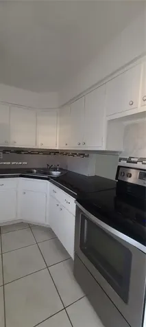 1540 NE 191st Street Miami FL 33179