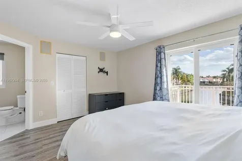 1054 SE 6th Avenue Dania Beach FL 33004